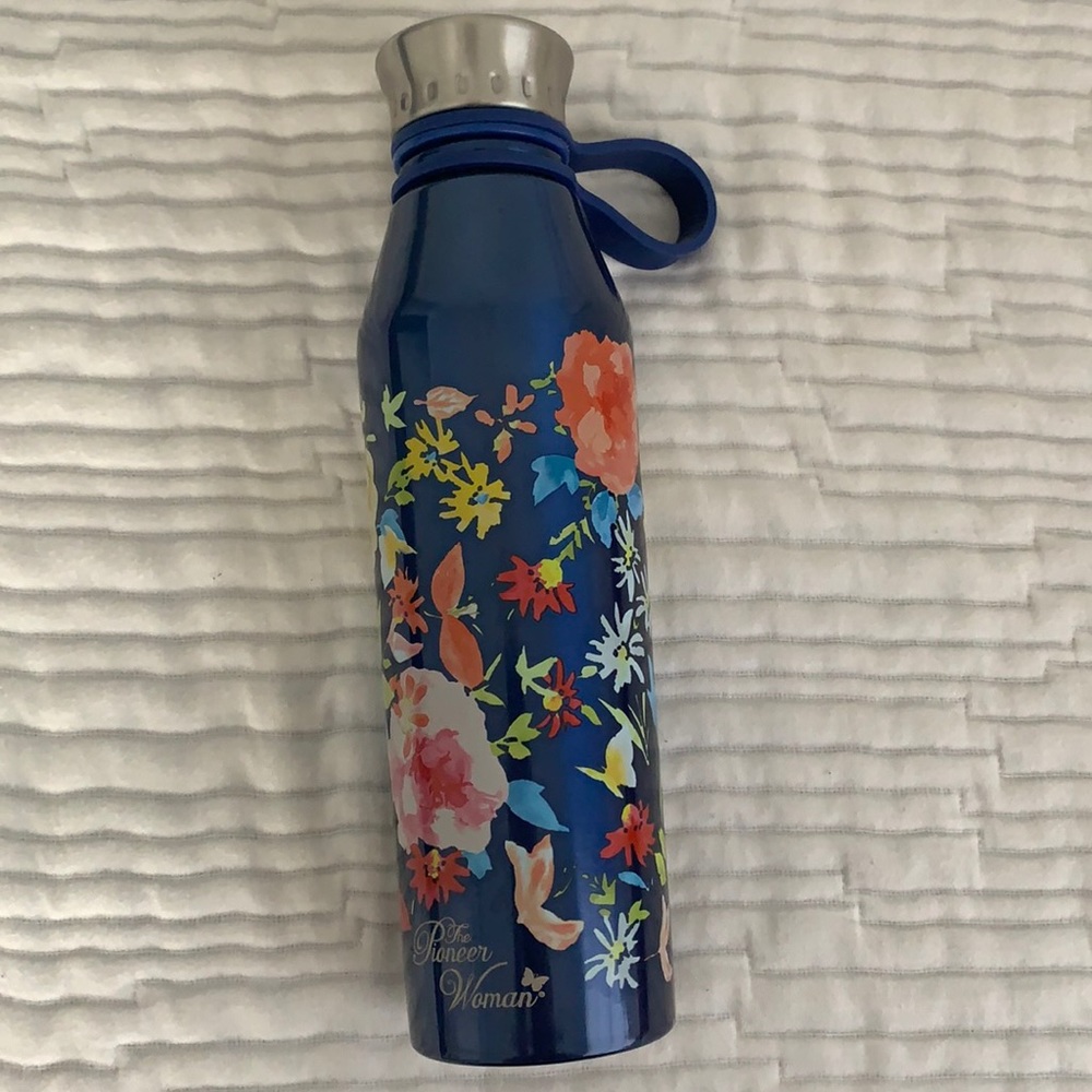 NEW Pioneer Woman Bottle